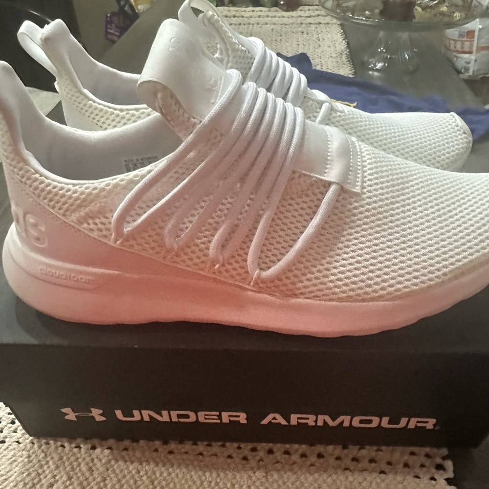 Men’s Adidas running shoes 
Size 10